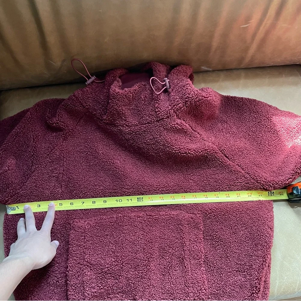 Vince Cozy Faux Sherpa shearling Pullover Hoodie in Anise red medium sweatshirt - Picture 16 of 17